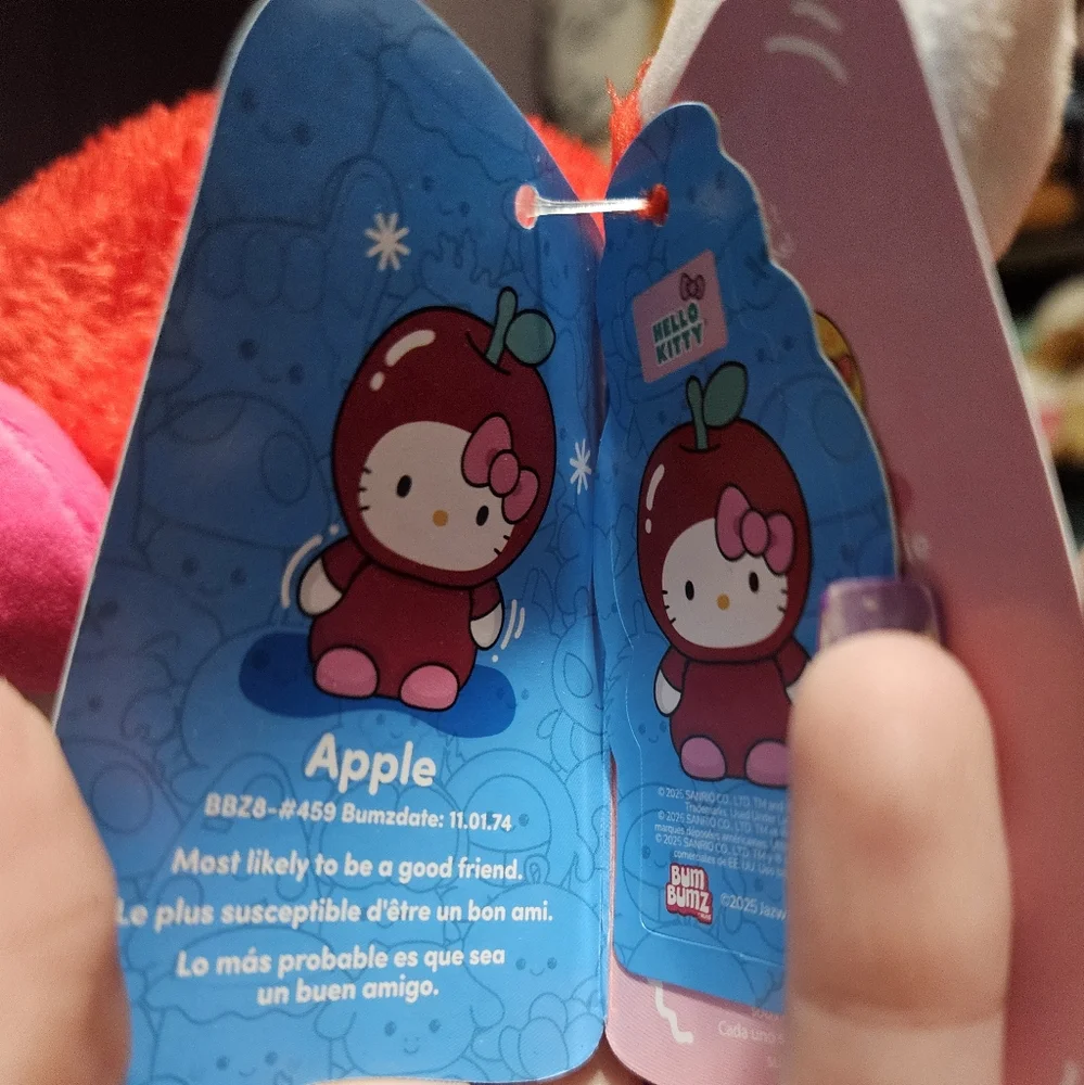 NWT Hello Kitty In Apple Bumbumz By Russ 7.5